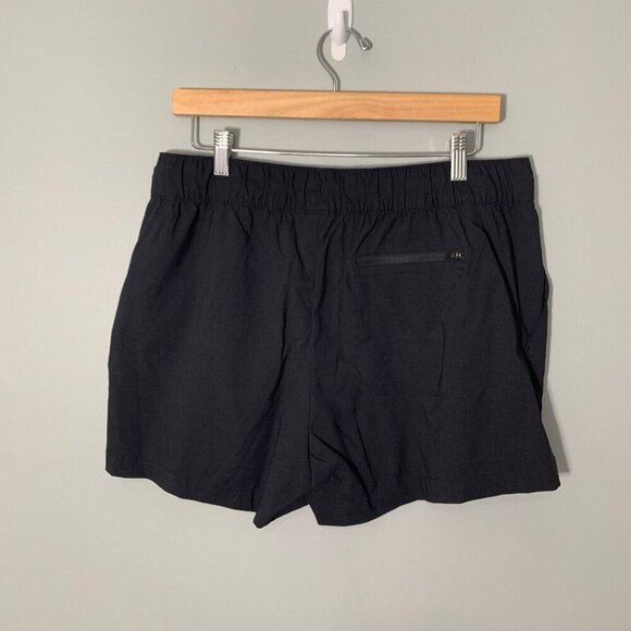 The North Face black pull on elastic waist 4" inseam athletic casual shorts - Picture 4 of 9